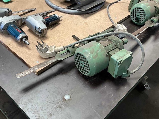 Diverse pneumatische gereedschappen - afbeelding 2 van  12