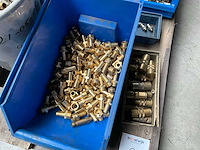 Diverse pneumatische koppelingen - afbeelding 2 van  7