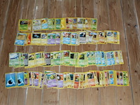 Diverse pokemon en disney kaarten w.o. collecties scarlet & violet, sword & shield en sun & moon. onderdeel van combinatiekavel kavels p001 t/m p051 combinatiekavel - afbeelding 4 van  12