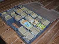 Diverse pokemon kaarten in bak base set onderdeel van combinatiekavel kavels p001 t/m p051 combinatiekavel - afbeelding 3 van  4