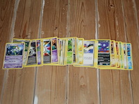 Diverse pokemon kaarten in bak base set onderdeel van combinatiekavel kavels p001 t/m p051 combinatiekavel - afbeelding 4 van  4