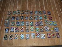 Diverse pokemon kaarten in doos w.o. collectie sword & shield. onderdeel van combinatiekavel kavels p001 t/m p051 combinatiekavel - afbeelding 2 van  3