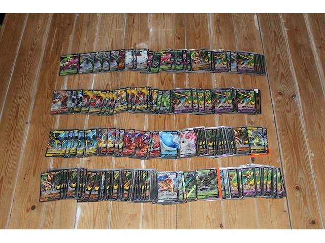 Diverse pokemon kaarten in doos w.o. collectie sword & shield. onderdeel van combinatiekavel kavels p001 t/m p051 combinatiekavel - afbeelding 4 van  5