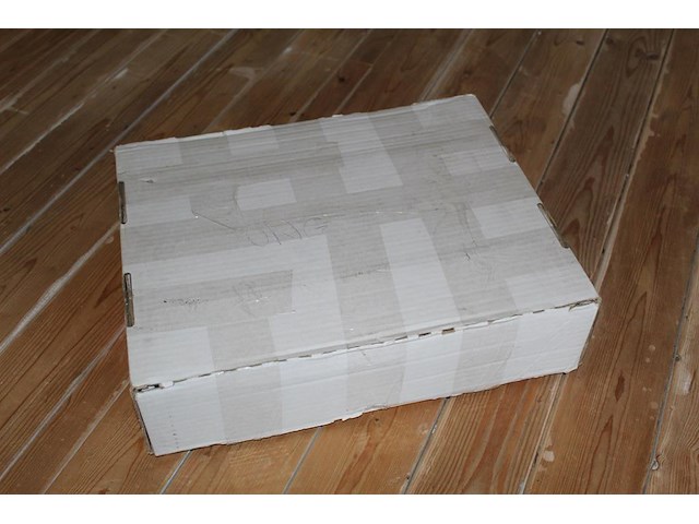 Diverse pokemon kaarten in doos w.o. collectie sword & shield. onderdeel van combinatiekavel kavels p001 t/m p051 combinatiekavel - afbeelding 5 van  5