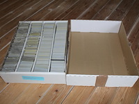 Diverse pokemon kaarten in doos w.o. collecties 25th anniversary celebration, sword & shield. onderdeel van combinatiekavel kavels p001 t/m p051 combinatiekavel - afbeelding 2 van  4