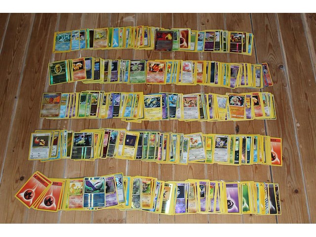 Diverse pokemon kaarten in doos w.o. collecties ex team magma vs team aqua, base set en diamond & pearl . onderdeel van combinatiekavel kavels p001 t/m p051 combinatiekavel - afbeelding 3 van  3