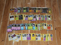 Diverse pokemon kaarten in doos w.o. collecties scarlet & violet, pokemon go en 25th anniversary celebration. onderdeel van combinatiekavel kavels p001 t/m p051 combinatiekavel - afbeelding 3 van  4