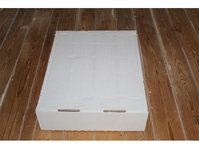 Diverse pokemon kaarten in doos w.o. collecties scarlet & violet, pokemon go en 25th anniversary celebration. onderdeel van combinatiekavel kavels p001 t/m p051 combinatiekavel - afbeelding 4 van  4