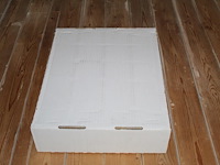 Diverse pokemon kaarten in doos w.o. collecties scarlet & violet, pokemon go en 25th anniversary celebration. onderdeel van combinatiekavel kavels p001 t/m p051 combinatiekavel - afbeelding 4 van  4