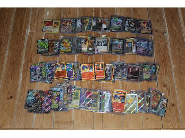 Diverse pokemon kaarten in doos w.o. collecties xy evolutions, battle styles en darkness ablaze. onderdeel van combinatiekavel kavels p001 t/m p051 combinatiekavel - afbeelding 3 van  4