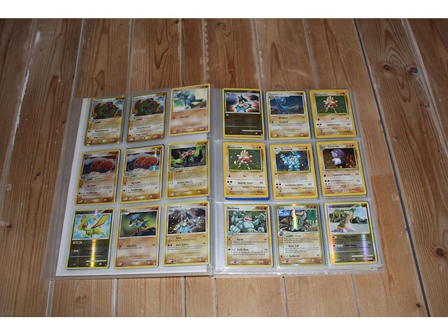 Diverse pokemon kaarten in map w.o. collecties 17-card mini set, ex deoxys en ex team magma vs team aqua. onderdeel van combinatiekavel kavels p001 t/m p051 combinatiekavel - afbeelding 11 van  17