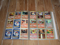 Diverse pokemon kaarten in map w.o. collecties aquapolis, diamond & pearl en team rocket returns. onderdeel van combinatiekavel kavels p001 t/m p051 combinatiekavel - afbeelding 9 van  15