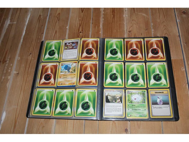 Diverse pokemon kaarten in map w.o. collecties diamond & pearl, ex crystal guardians en neo destiny . onderdeel van combinatiekavel kavels p001 t/m p051 combinatiekavel - afbeelding 2 van  12