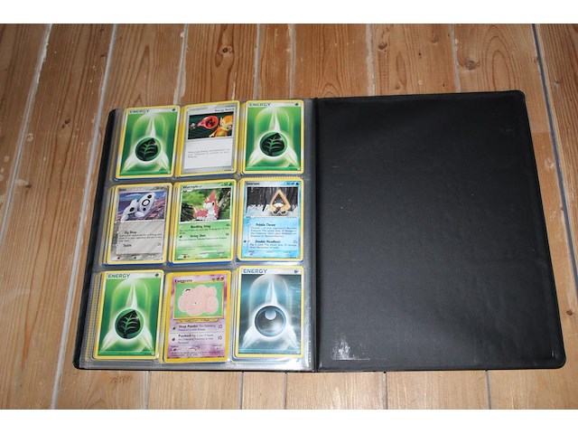 Diverse pokemon kaarten in map w.o. collecties diamond & pearl, ex crystal guardians en neo destiny . onderdeel van combinatiekavel kavels p001 t/m p051 combinatiekavel - afbeelding 4 van  12