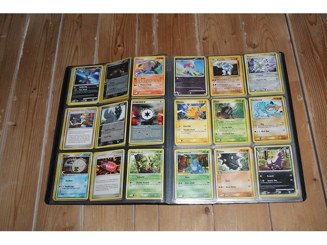 Diverse pokemon kaarten in map w.o. collecties diamond & pearl, ex crystal guardians en neo destiny . onderdeel van combinatiekavel kavels p001 t/m p051 combinatiekavel - afbeelding 8 van  12