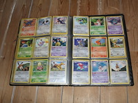 Diverse pokemon kaarten in map w.o. collecties ex dragon frontiers, diamond & pearl en ex team rocket returns. onderdeel van combinatiekavel kavels p001 t/m p051 combinatiekavel - afbeelding 2 van  12