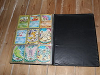 Diverse pokemon kaarten in map w.o. collecties ex dragon frontiers, diamond & pearl en ex team rocket returns. onderdeel van combinatiekavel kavels p001 t/m p051 combinatiekavel - afbeelding 4 van  12