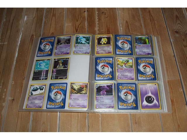 Diverse pokemon kaarten in map w.o. collecties ex legend maker, diamond & pearl en deoxys. onderdeel van combinatiekavel kavels p001 t/m p051 combinatiekavel - afbeelding 12 van  18