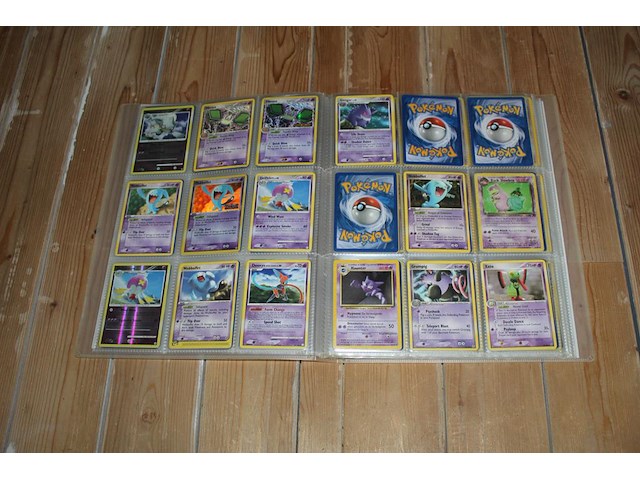 Diverse pokemon kaarten in map w.o. collecties ex legend maker, diamond & pearl en deoxys. onderdeel van combinatiekavel kavels p001 t/m p051 combinatiekavel - afbeelding 15 van  18