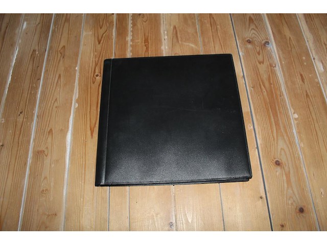 Diverse pokemon kaarten in map w.o. collecties gold star promo en gym heroes. onderdeel van combinatiekavel kavels p001 t/m p051 combinatiekavel - afbeelding 1 van  3