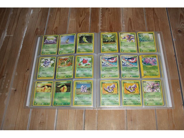Diverse pokemon kaarten in map w.o. collecties holon phantoms, dragon frontiers en ex delta species. onderdeel van combinatiekavel kavels p001 t/m p051 combinatiekavel - afbeelding 5 van  23