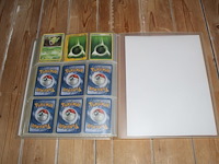 Diverse pokemon kaarten in map w.o. collecties holon phantoms, dragon frontiers en ex delta species. onderdeel van combinatiekavel kavels p001 t/m p051 combinatiekavel - afbeelding 16 van  23