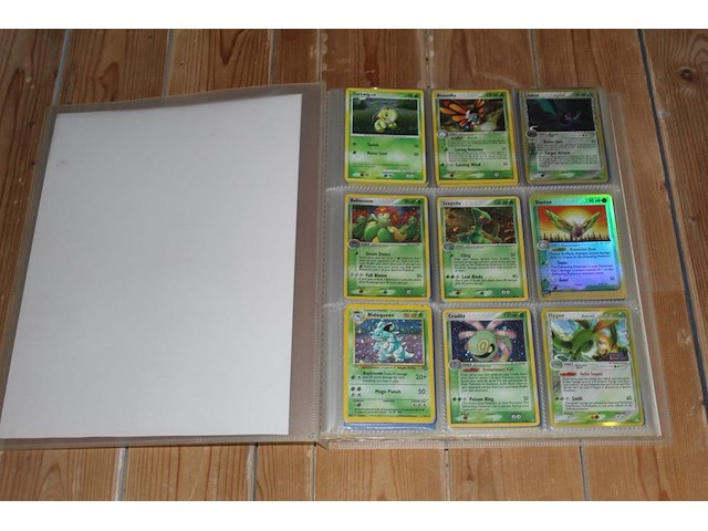 Diverse pokemon kaarten in map w.o. collecties holon phantoms, dragon frontiers en ex delta species. onderdeel van combinatiekavel kavels p001 t/m p051 combinatiekavel - afbeelding 12 van  23