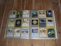 Diverse pokemon kaarten in map w.o. collecties unsceen forces, crystal guardians en diamond & pearl. onderdeel van combinatiekavel kavels p001 t/m p051 combinatiekavel - afbeelding 10 van  24