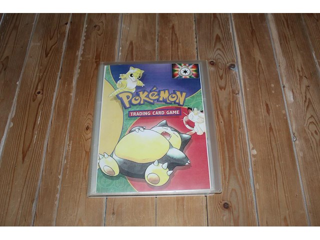 Diverse pokemon kaarten in map w.o. collecties unsceen forces, crystal guardians en diamond & pearl. onderdeel van combinatiekavel kavels p001 t/m p051 combinatiekavel - afbeelding 1 van  24