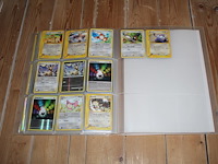 Diverse pokemon kaarten in map w.o. collecties unsceen forces, crystal guardians en diamond & pearl. onderdeel van combinatiekavel kavels p001 t/m p051 combinatiekavel - afbeelding 16 van  24