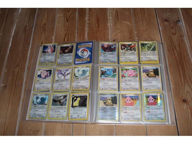 Diverse pokemon kaarten in map w.o. collecties unsceen forces, crystal guardians en diamond & pearl. onderdeel van combinatiekavel kavels p001 t/m p051 combinatiekavel - afbeelding 19 van  24