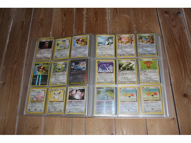 Diverse pokemon kaarten in map w.o. collecties unsceen forces, crystal guardians en diamond & pearl. onderdeel van combinatiekavel kavels p001 t/m p051 combinatiekavel - afbeelding 21 van  24