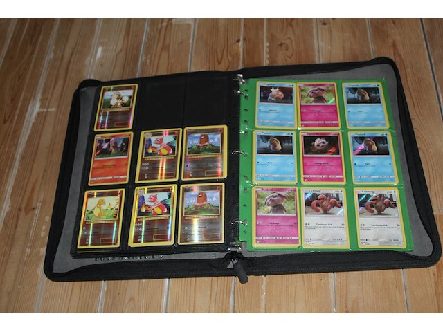 Diverse pokemon kaarten in map w.o. collecties xy evolutions, pokemon go en jungle. onderdeel van combinatiekavel kavels p001 t/m p051 combinatiekavel - afbeelding 3 van  13