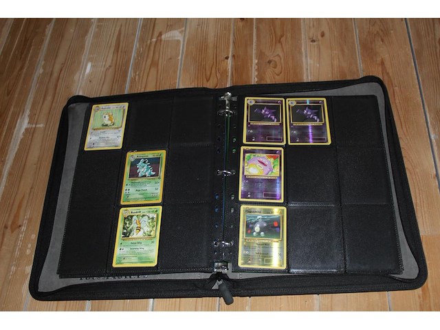 Diverse pokemon kaarten in map w.o. collecties xy evolutions, pokemon go en jungle. onderdeel van combinatiekavel kavels p001 t/m p051 combinatiekavel - afbeelding 13 van  13