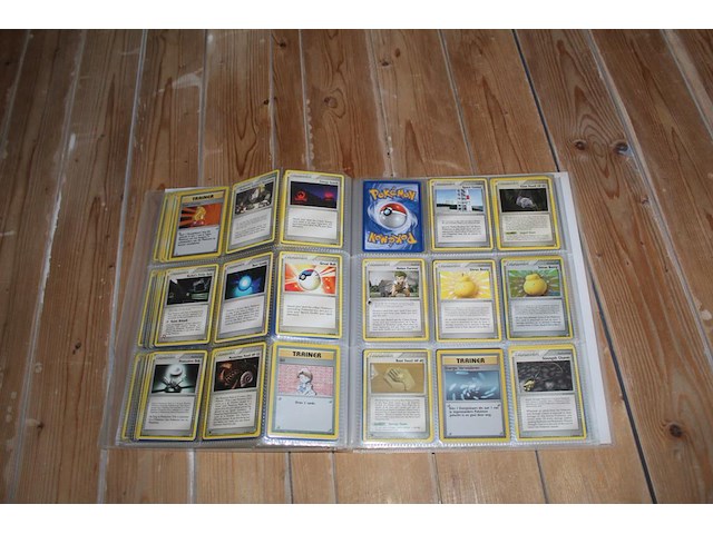 Diverse pokemon trainer kaarten in map w.o. collecties diamond & pearl en ex emerald. onderdeel van combinatiekavel kavels p001 t/m p051 combinatiekavel - afbeelding 5 van  21