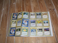 Diverse pokemon trainer kaarten in map w.o. collecties diamond & pearl en ex emerald. onderdeel van combinatiekavel kavels p001 t/m p051 combinatiekavel - afbeelding 6 van  21