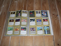 Diverse pokemon trainer kaarten in map w.o. collecties diamond & pearl en ex emerald. onderdeel van combinatiekavel kavels p001 t/m p051 combinatiekavel - afbeelding 10 van  21