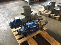 Diverse pompen (2x) - afbeelding 5 van  5