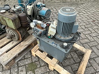 Diverse pompen (3x) - afbeelding 14 van  16