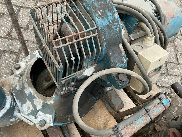 Diverse pompen (3x) - afbeelding 4 van  16