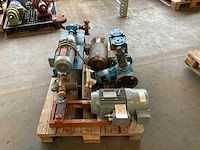 Diverse pompen en elektromotoren - afbeelding 1 van  5