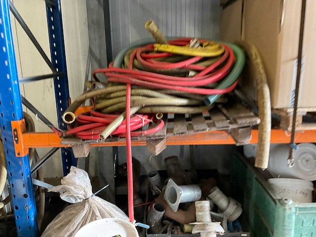 Diverse pompen en machine onderdelen - afbeelding 5 van  26