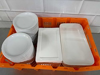 Diverse porselein (45x) - afbeelding 1 van  2