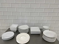 Diverse porselein bord (60x) - afbeelding 2 van  4