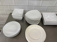 Diverse porselein bord (60x) - afbeelding 3 van  4