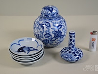 Diverse porselein - afbeelding 2 van  6