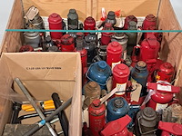 Diverse potkrikken - afbeelding 4 van  11