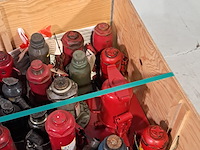 Diverse potkrikken - afbeelding 7 van  11