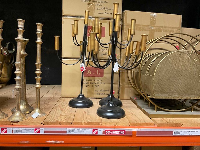 Diverse potten, vazen en lantaarns - afbeelding 10 van  14