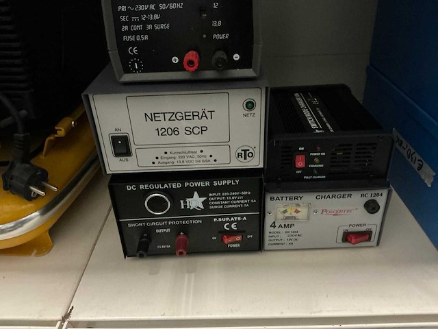 Diverse power supply (6x) - afbeelding 3 van  3